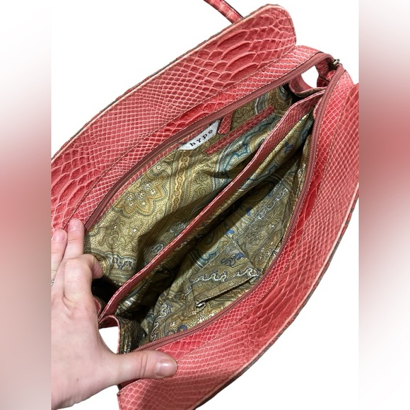 Vintage y2k HYPE alligator tote purse bag with embroidery front - Picture 7 of 12